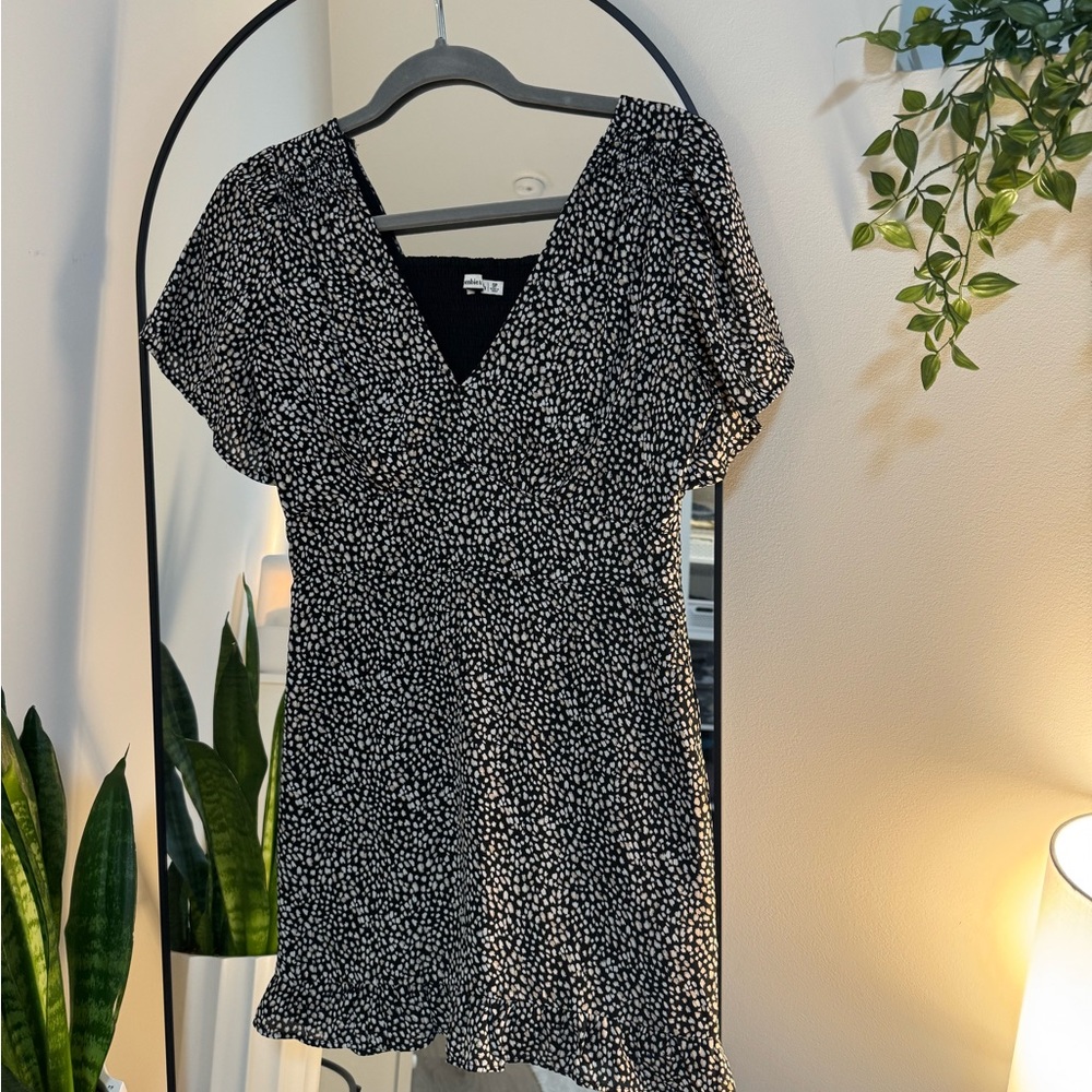 Abercrombie & Fitch Black and White Wrap Ruffled Mini Dress